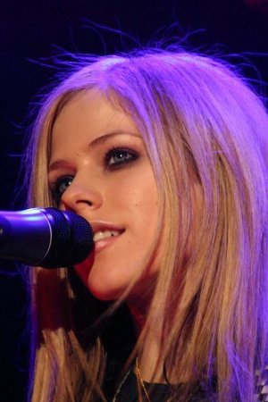 
                                                     Avril Lavigne



                                                 D o